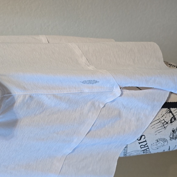 Free People Movement White Cropped Active Tee XS Flowy Layered Stretch NWOT - Picture 4 of 8